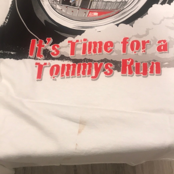 Vintage In n Out T-shirt’s - Picture 5 of 8